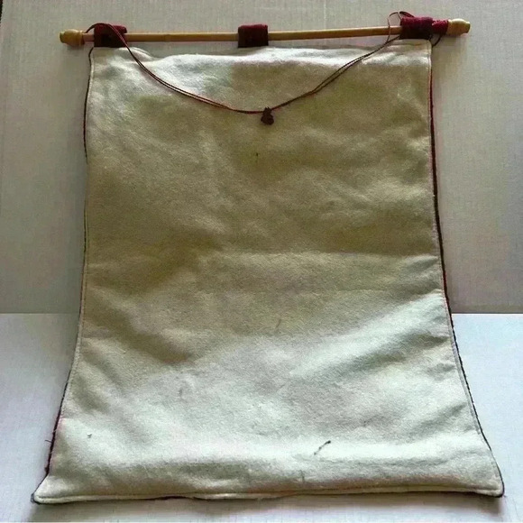 Vintage Christmas Advent Handmade Calendar Wall Decor w 24 Day Pockets Reusable - Picture 9 of 9